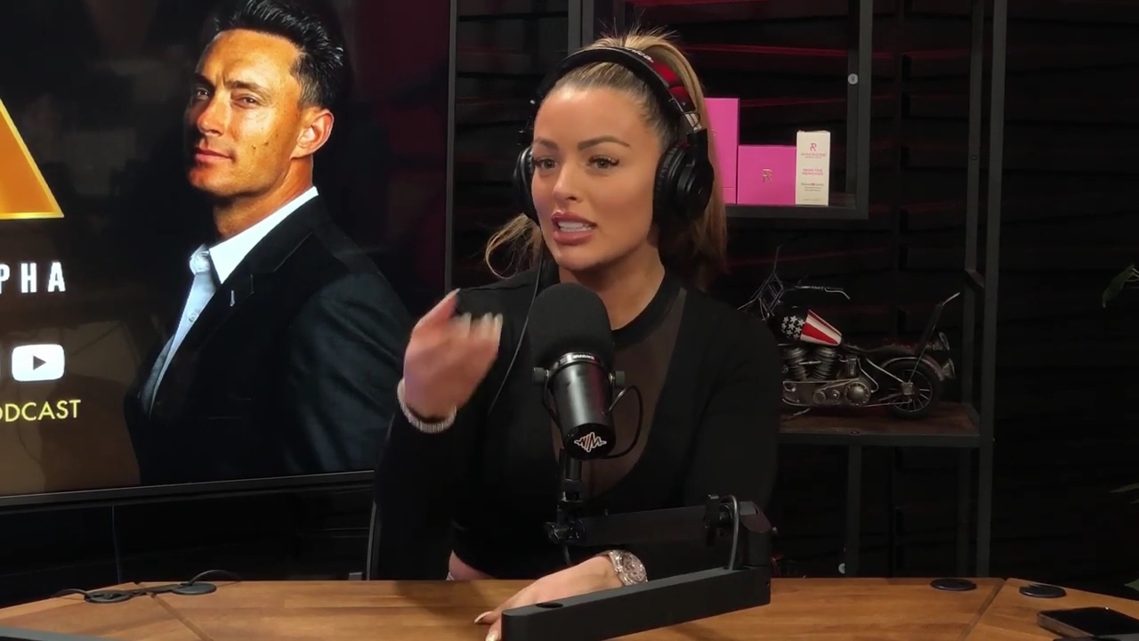 x2mate_com-Ep_14_-_Power_Alphas_Podcast__Super_Bowl2C_Taylor_Swift2C_Travis_Kelce___Mandy_Rose__mp42672.jpg