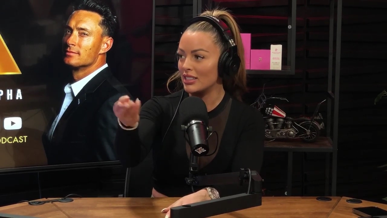 x2mate_com-Ep_14_-_Power_Alphas_Podcast__Super_Bowl2C_Taylor_Swift2C_Travis_Kelce___Mandy_Rose__mp42673.jpg