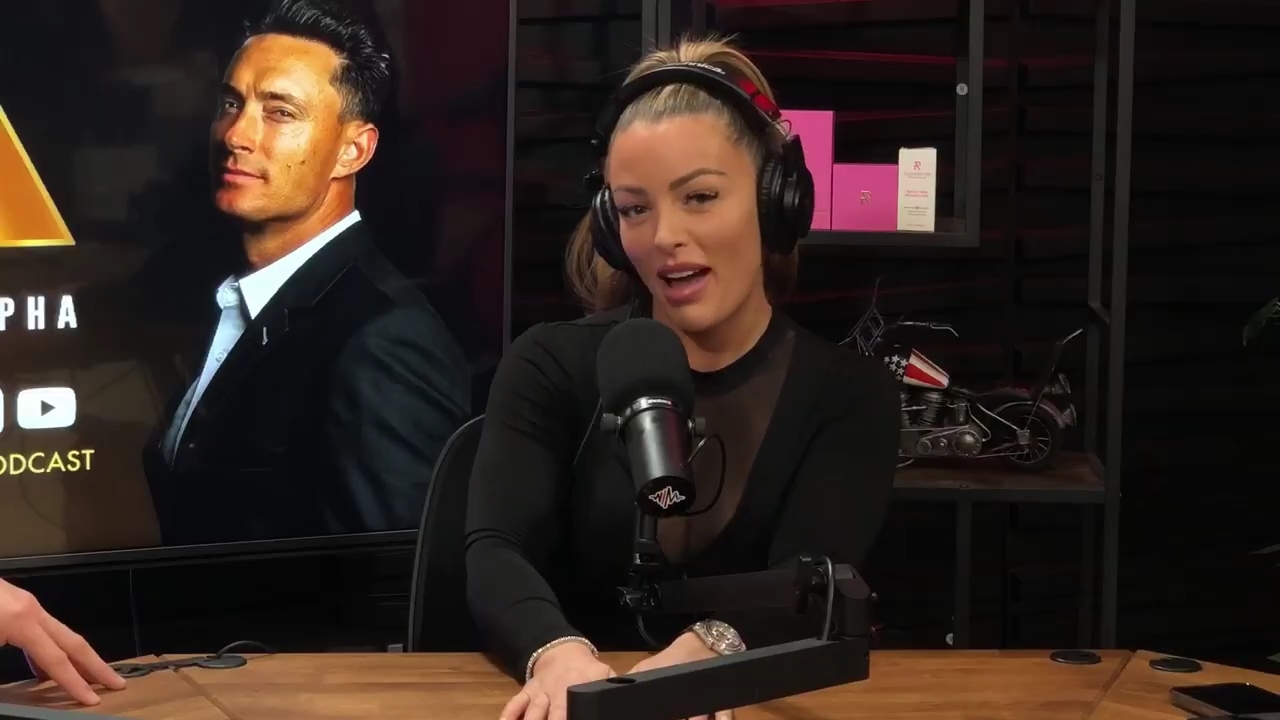 x2mate_com-Ep_14_-_Power_Alphas_Podcast__Super_Bowl2C_Taylor_Swift2C_Travis_Kelce___Mandy_Rose__mp42756.jpg