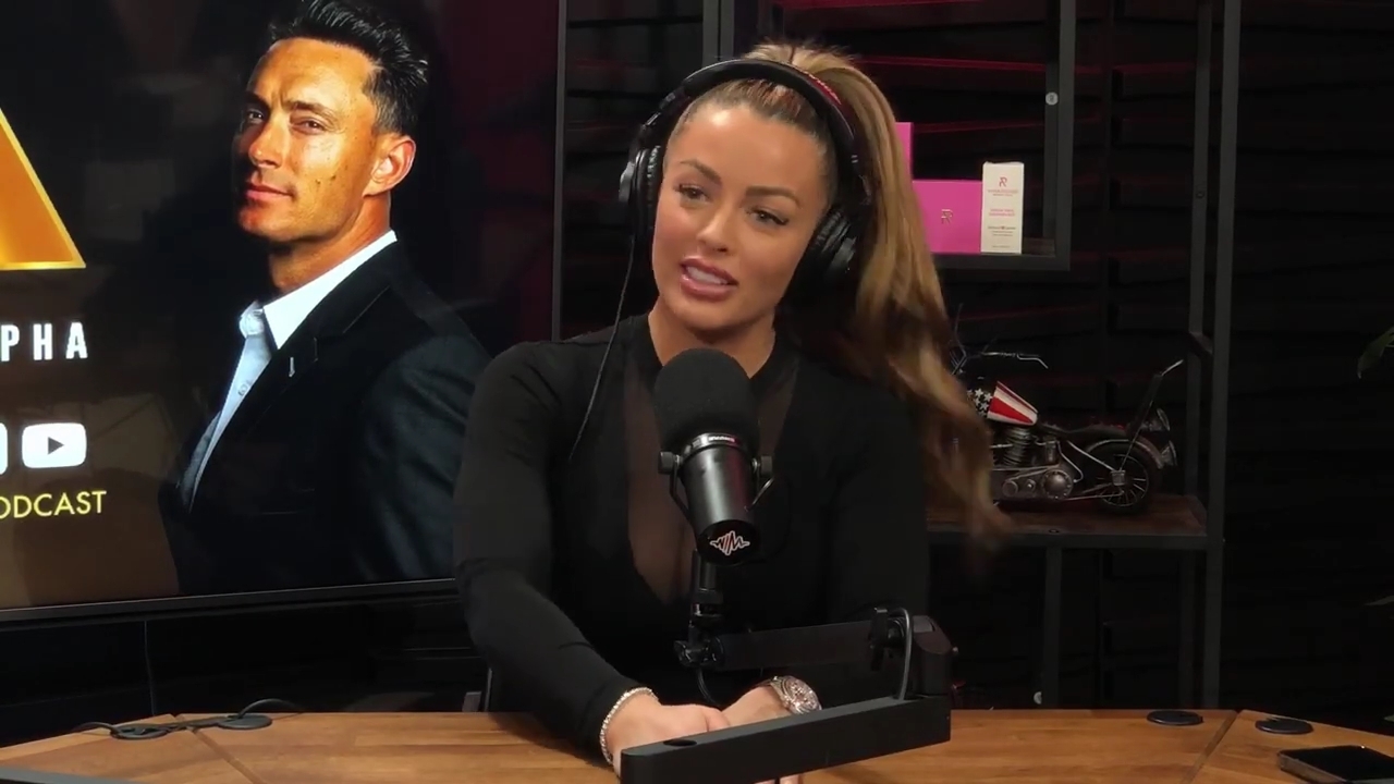 x2mate_com-Ep_14_-_Power_Alphas_Podcast__Super_Bowl2C_Taylor_Swift2C_Travis_Kelce___Mandy_Rose__mp42762.jpg