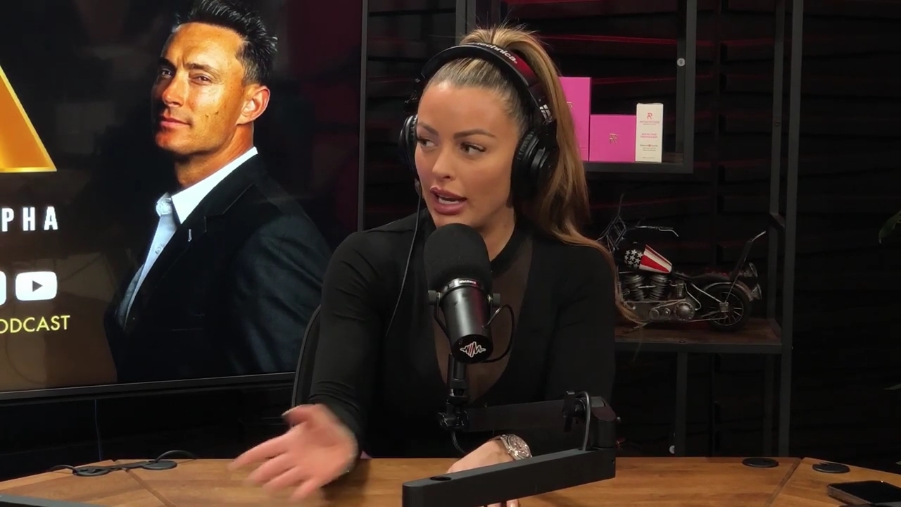 x2mate_com-Ep_14_-_Power_Alphas_Podcast__Super_Bowl2C_Taylor_Swift2C_Travis_Kelce___Mandy_Rose__mp42773.jpg