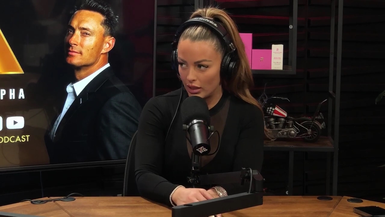 x2mate_com-Ep_14_-_Power_Alphas_Podcast__Super_Bowl2C_Taylor_Swift2C_Travis_Kelce___Mandy_Rose__mp42775.jpg