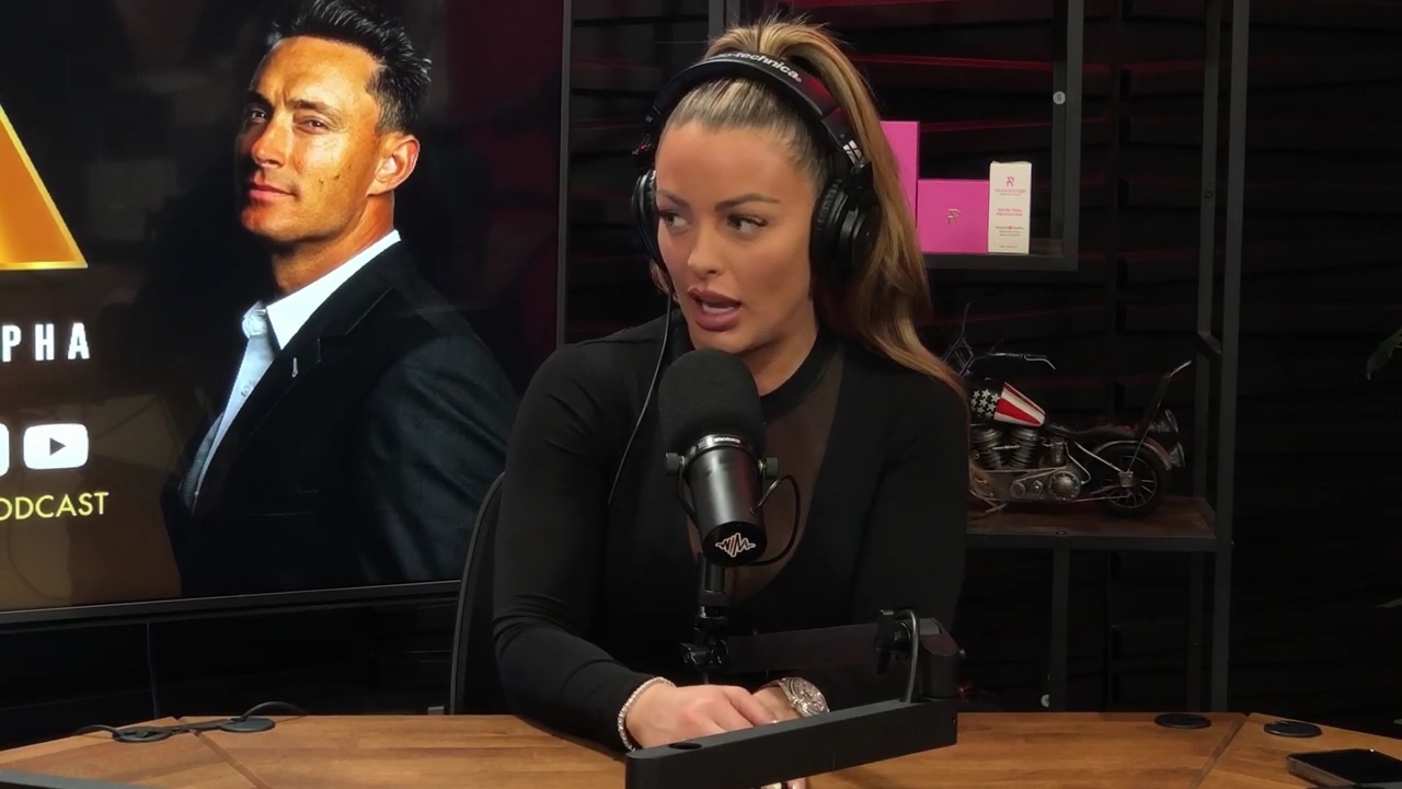 x2mate_com-Ep_14_-_Power_Alphas_Podcast__Super_Bowl2C_Taylor_Swift2C_Travis_Kelce___Mandy_Rose__mp42776.jpg