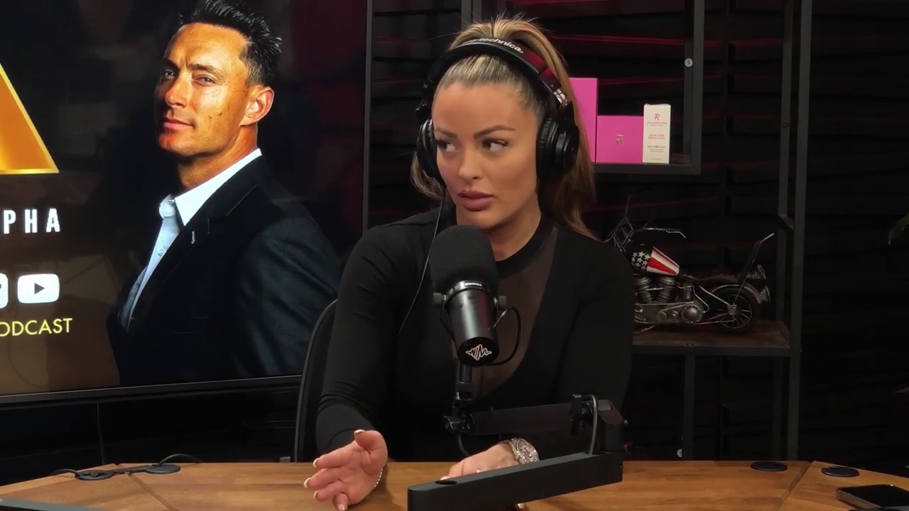 x2mate_com-Ep_14_-_Power_Alphas_Podcast__Super_Bowl2C_Taylor_Swift2C_Travis_Kelce___Mandy_Rose__mp42782.jpg