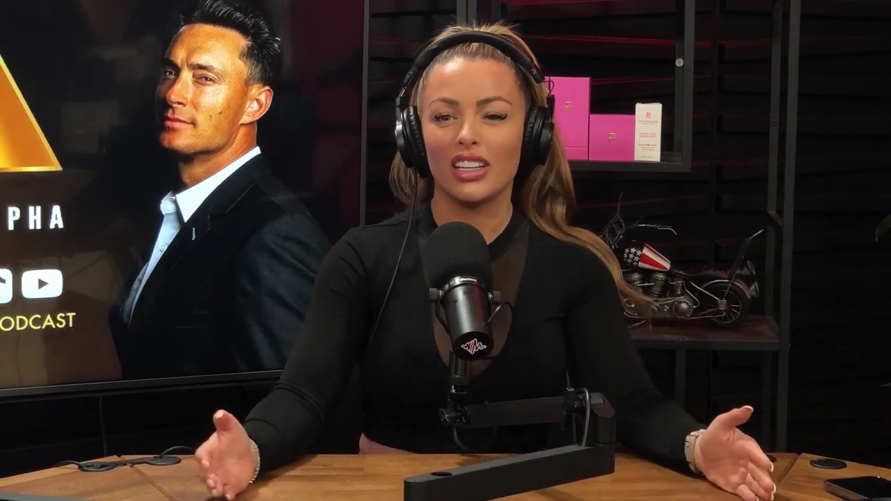 x2mate_com-Ep_14_-_Power_Alphas_Podcast__Super_Bowl2C_Taylor_Swift2C_Travis_Kelce___Mandy_Rose__mp42913.jpg