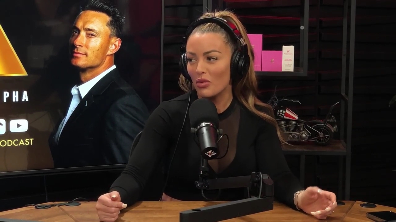 x2mate_com-Ep_14_-_Power_Alphas_Podcast__Super_Bowl2C_Taylor_Swift2C_Travis_Kelce___Mandy_Rose__mp42916.jpg