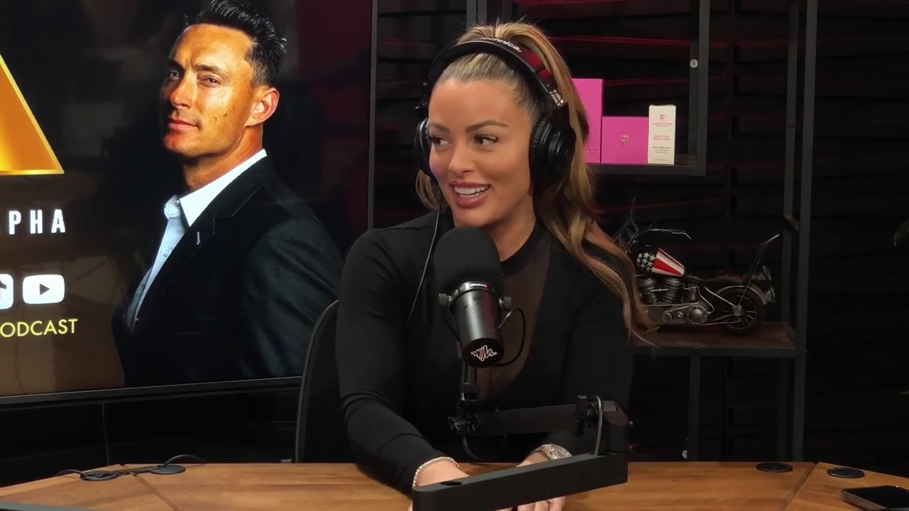 x2mate_com-Ep_14_-_Power_Alphas_Podcast__Super_Bowl2C_Taylor_Swift2C_Travis_Kelce___Mandy_Rose__mp42918.jpg