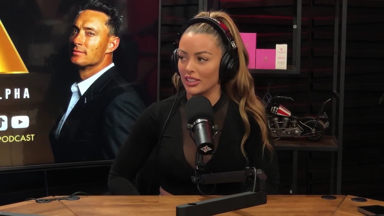 x2mate_com-Ep_14_-_Power_Alphas_Podcast__Super_Bowl2C_Taylor_Swift2C_Travis_Kelce___Mandy_Rose__mp43071.jpg