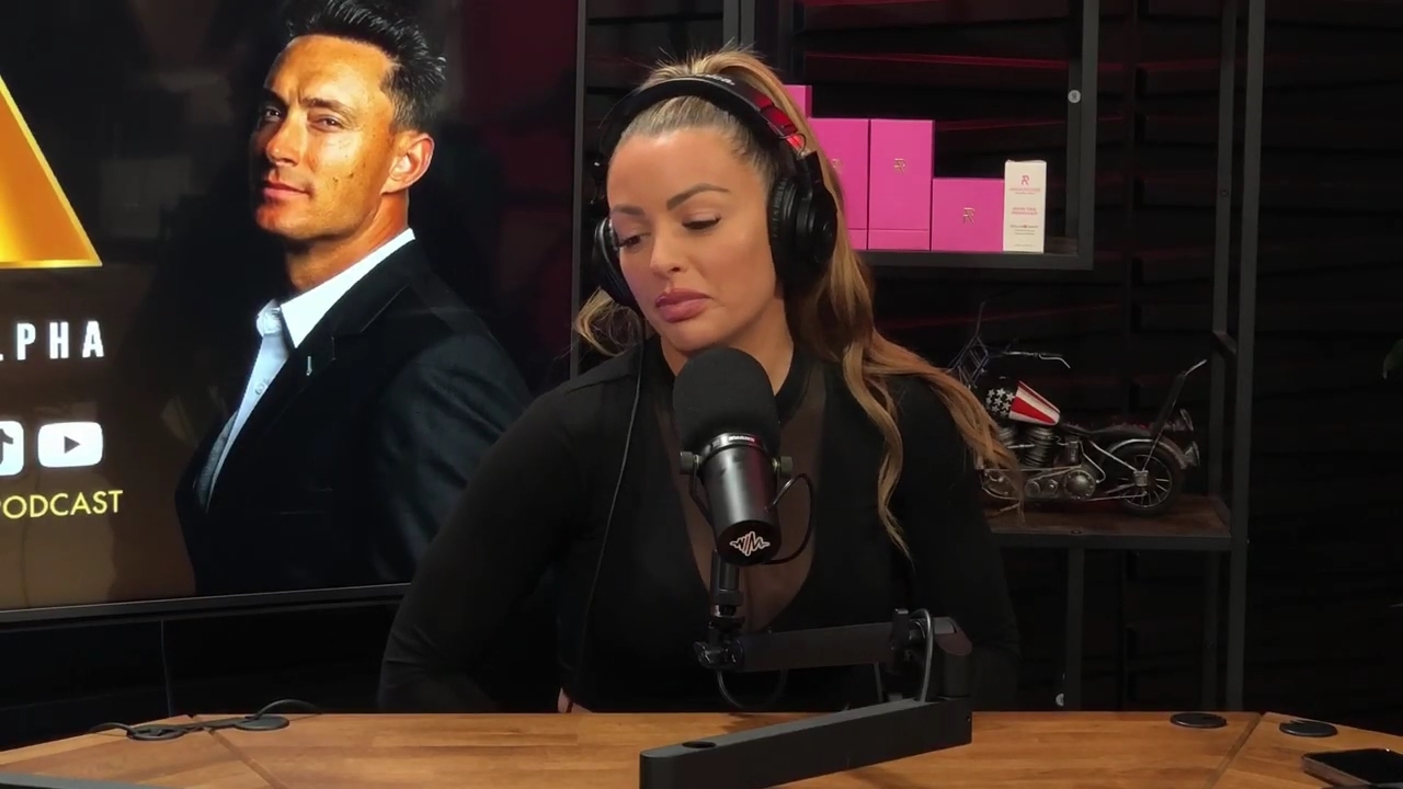 x2mate_com-Ep_14_-_Power_Alphas_Podcast__Super_Bowl2C_Taylor_Swift2C_Travis_Kelce___Mandy_Rose__mp43081.jpg