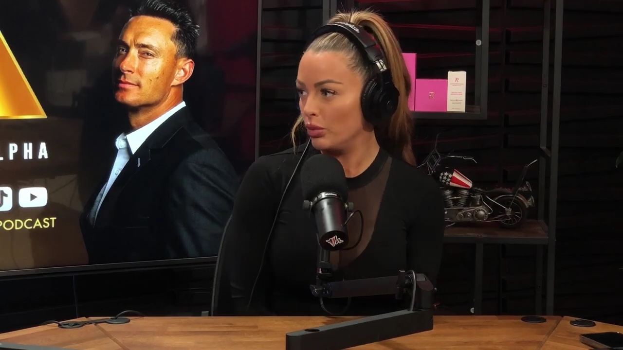 x2mate_com-Ep_14_-_Power_Alphas_Podcast__Super_Bowl2C_Taylor_Swift2C_Travis_Kelce___Mandy_Rose__mp43236.jpg