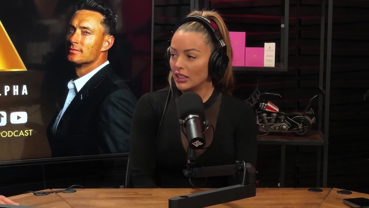 x2mate_com-Ep_14_-_Power_Alphas_Podcast__Super_Bowl2C_Taylor_Swift2C_Travis_Kelce___Mandy_Rose__mp43263.jpg