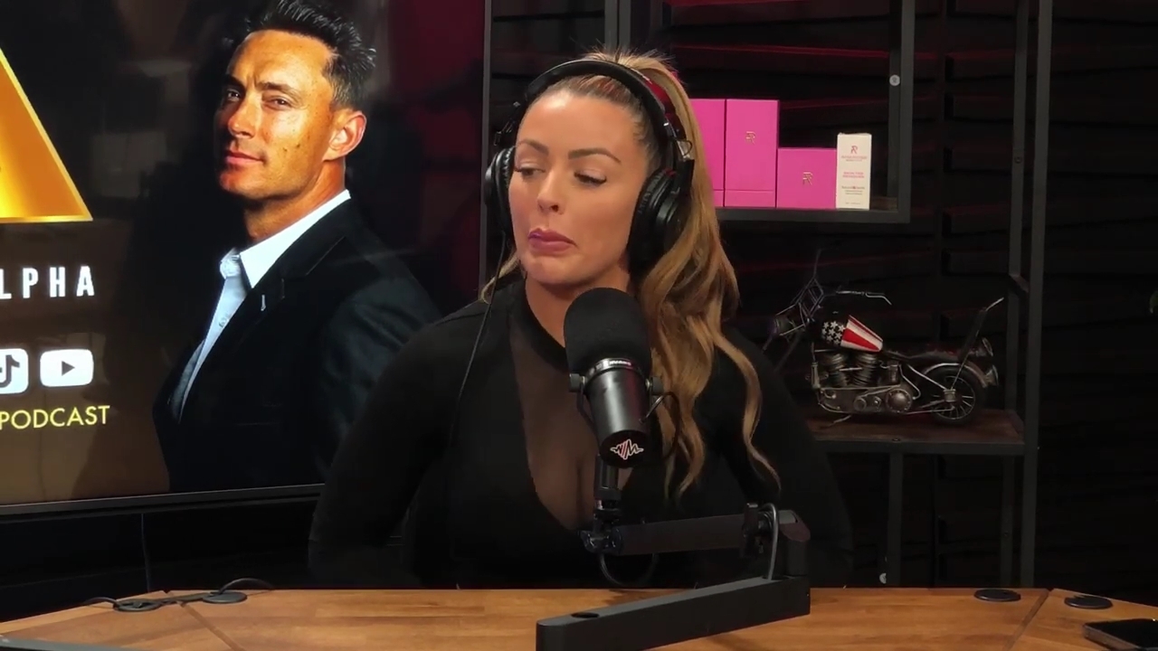 x2mate_com-Ep_14_-_Power_Alphas_Podcast__Super_Bowl2C_Taylor_Swift2C_Travis_Kelce___Mandy_Rose__mp43320.jpg