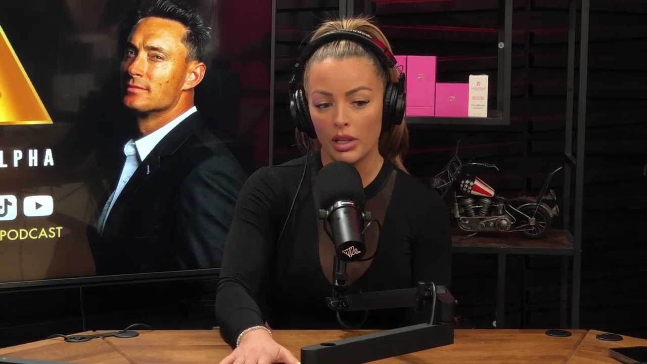 x2mate_com-Ep_14_-_Power_Alphas_Podcast__Super_Bowl2C_Taylor_Swift2C_Travis_Kelce___Mandy_Rose__mp43398.jpg