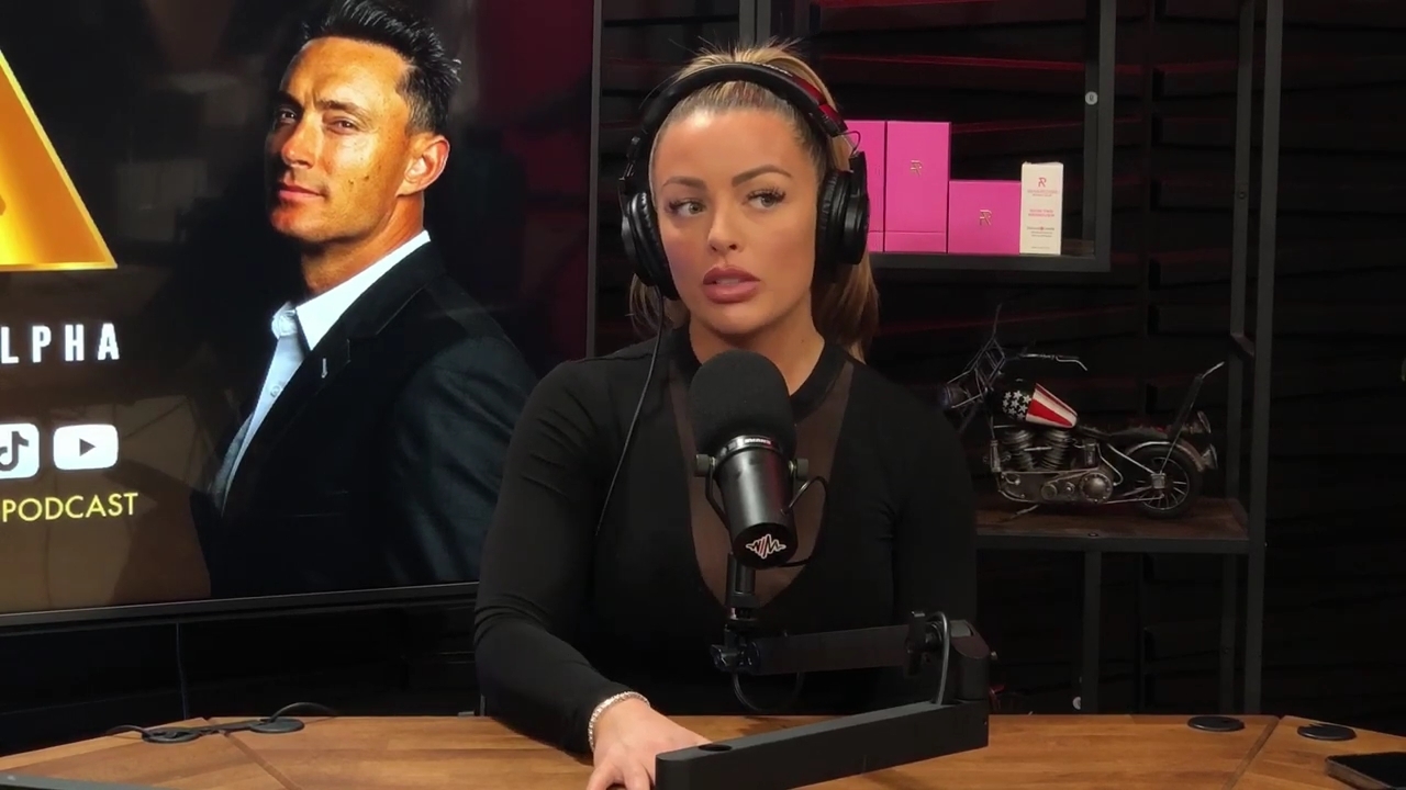 x2mate_com-Ep_14_-_Power_Alphas_Podcast__Super_Bowl2C_Taylor_Swift2C_Travis_Kelce___Mandy_Rose__mp43408.jpg