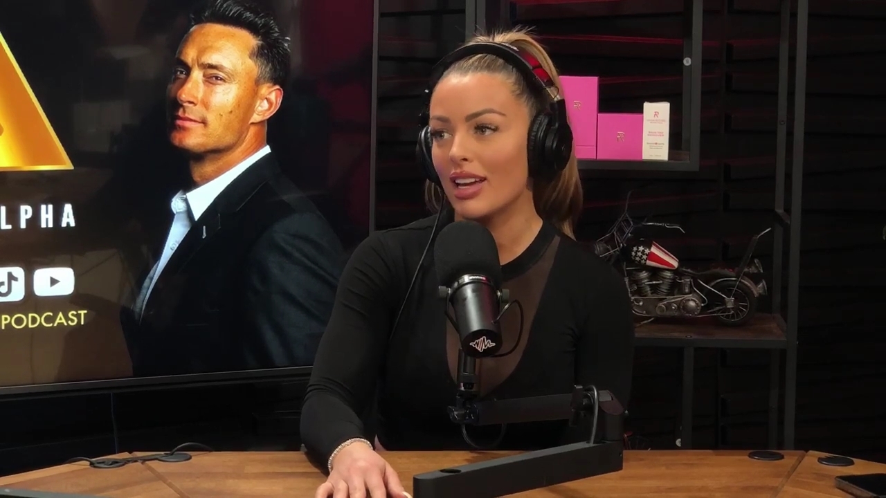 x2mate_com-Ep_14_-_Power_Alphas_Podcast__Super_Bowl2C_Taylor_Swift2C_Travis_Kelce___Mandy_Rose__mp43412.jpg