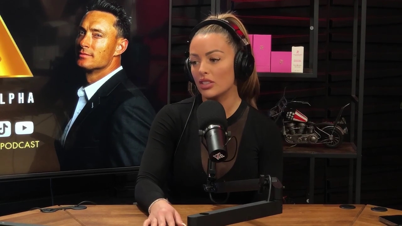 x2mate_com-Ep_14_-_Power_Alphas_Podcast__Super_Bowl2C_Taylor_Swift2C_Travis_Kelce___Mandy_Rose__mp43413.jpg