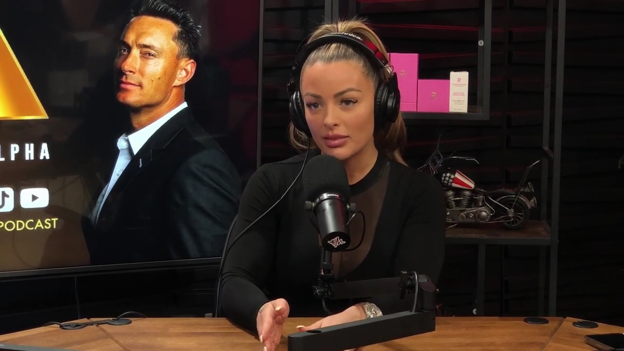 x2mate_com-Ep_14_-_Power_Alphas_Podcast__Super_Bowl2C_Taylor_Swift2C_Travis_Kelce___Mandy_Rose__mp43456.jpg