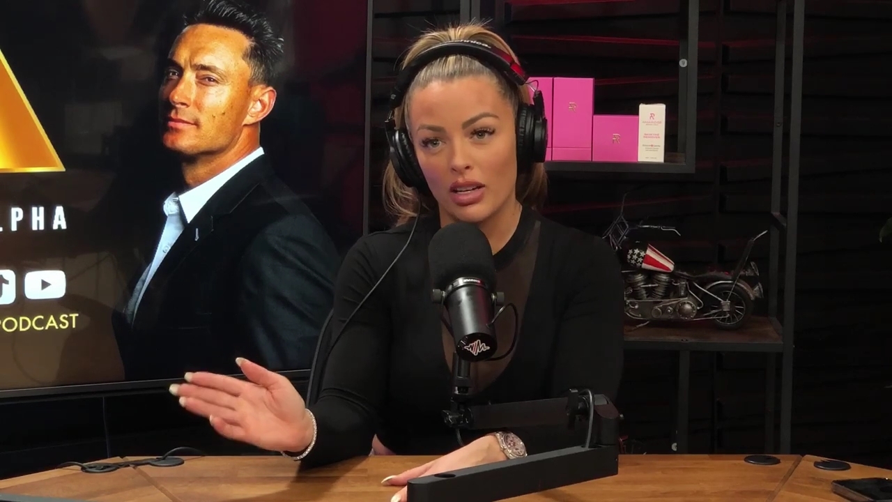 x2mate_com-Ep_14_-_Power_Alphas_Podcast__Super_Bowl2C_Taylor_Swift2C_Travis_Kelce___Mandy_Rose__mp43477.jpg