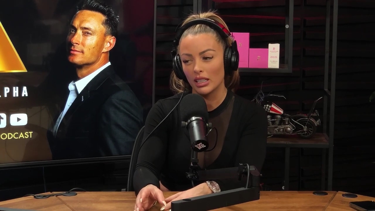x2mate_com-Ep_14_-_Power_Alphas_Podcast__Super_Bowl2C_Taylor_Swift2C_Travis_Kelce___Mandy_Rose__mp43487.jpg