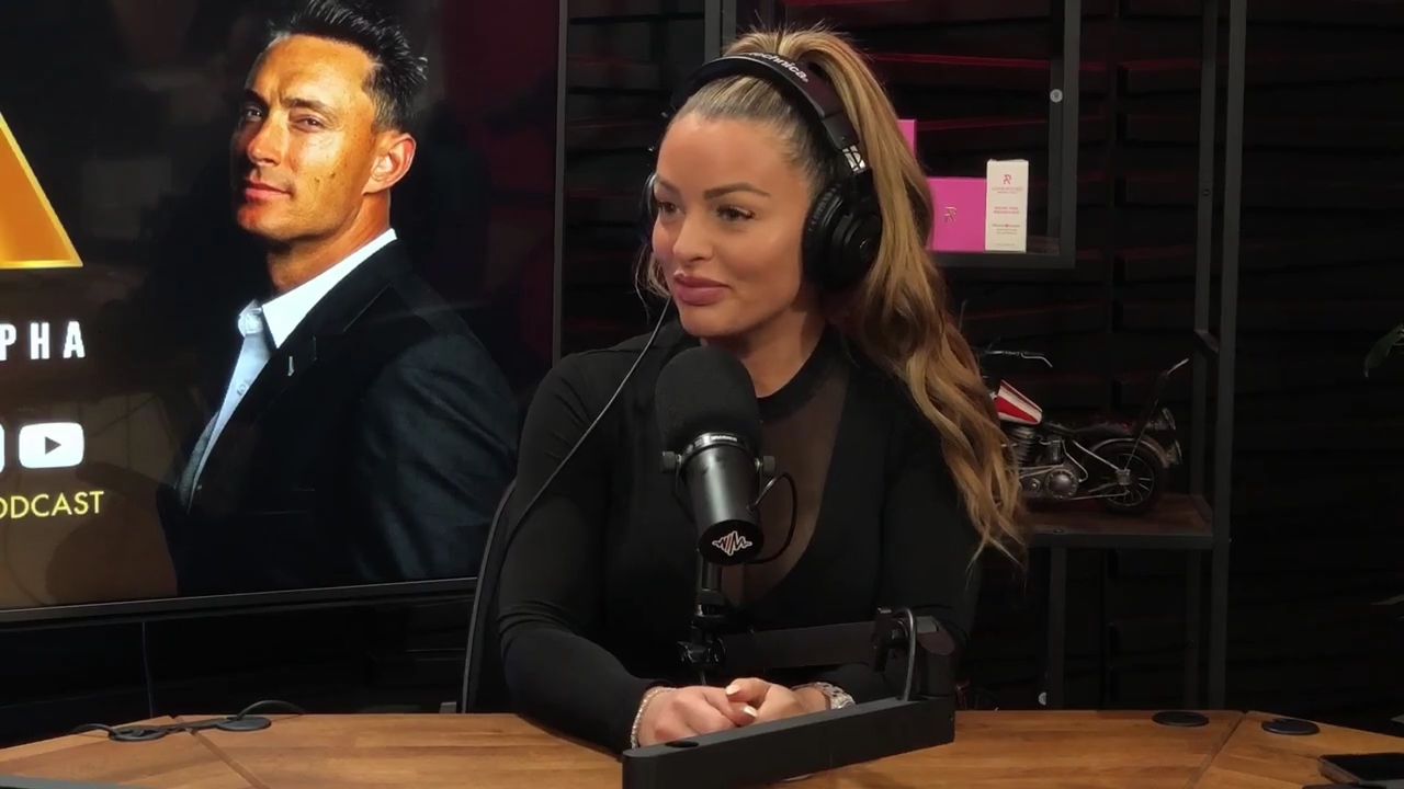 x2mate_com-Ep_14_-_Power_Alphas_Podcast__Super_Bowl2C_Taylor_Swift2C_Travis_Kelce___Mandy_Rose__mp43647.jpg