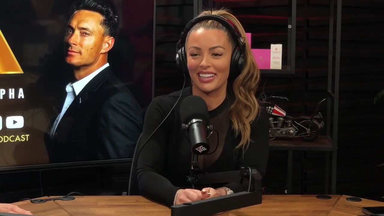 x2mate_com-Ep_14_-_Power_Alphas_Podcast__Super_Bowl2C_Taylor_Swift2C_Travis_Kelce___Mandy_Rose__mp43655.jpg