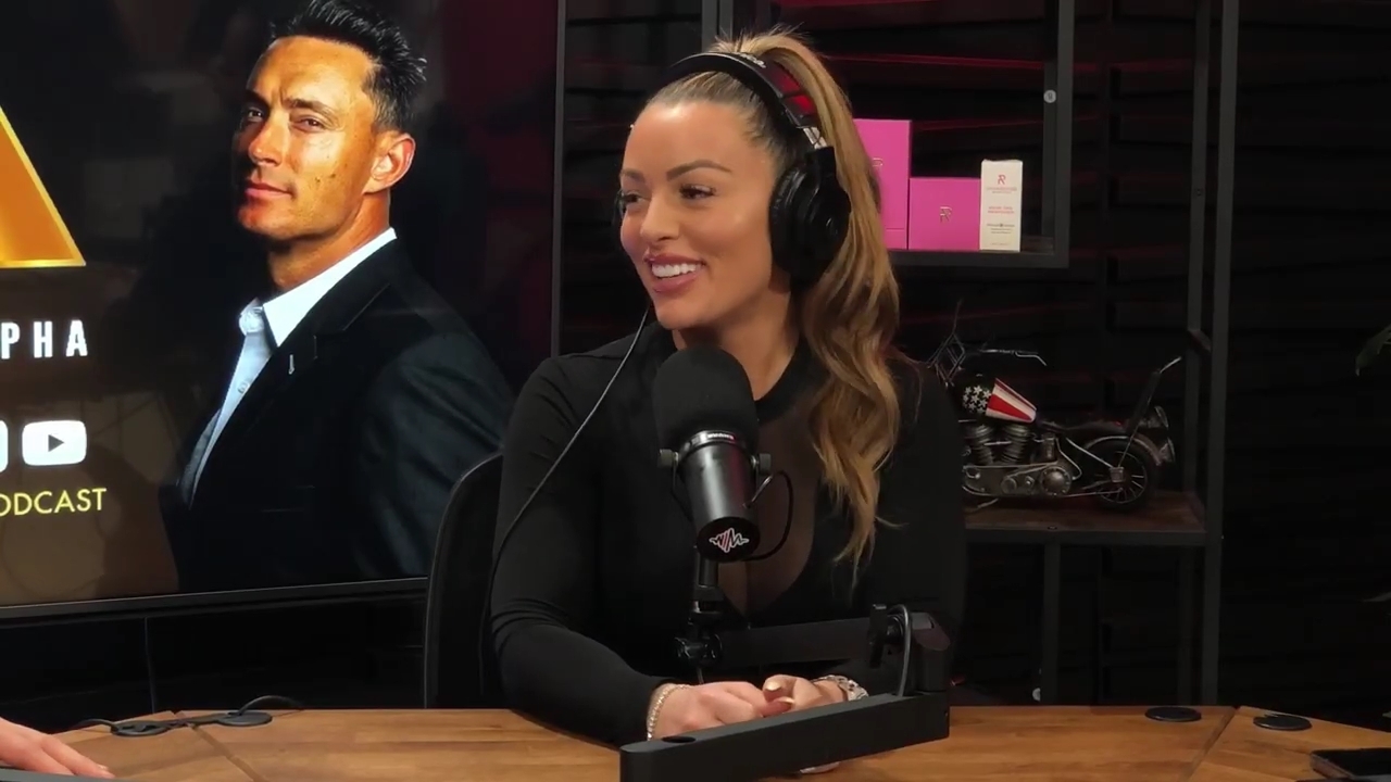 x2mate_com-Ep_14_-_Power_Alphas_Podcast__Super_Bowl2C_Taylor_Swift2C_Travis_Kelce___Mandy_Rose__mp43656.jpg