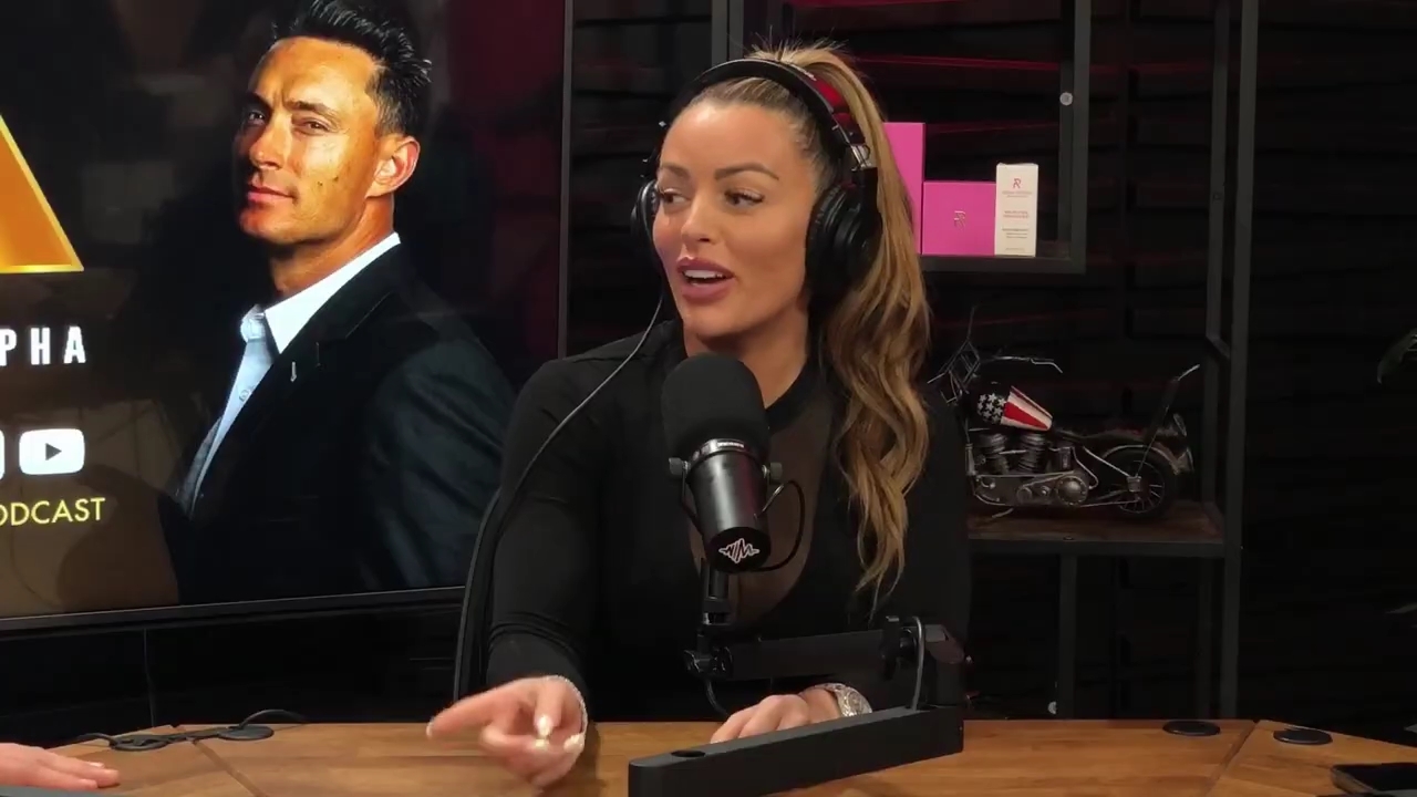 x2mate_com-Ep_14_-_Power_Alphas_Podcast__Super_Bowl2C_Taylor_Swift2C_Travis_Kelce___Mandy_Rose__mp43727.jpg