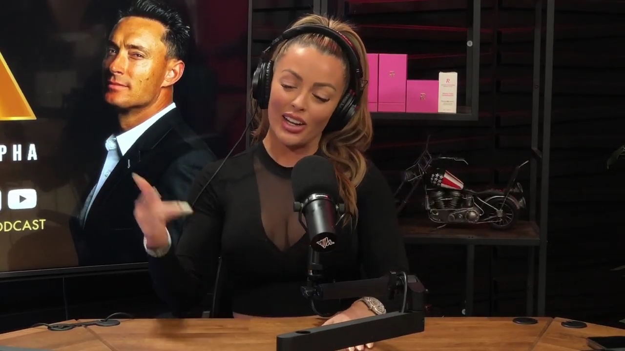 x2mate_com-Ep_14_-_Power_Alphas_Podcast__Super_Bowl2C_Taylor_Swift2C_Travis_Kelce___Mandy_Rose__mp43735.jpg
