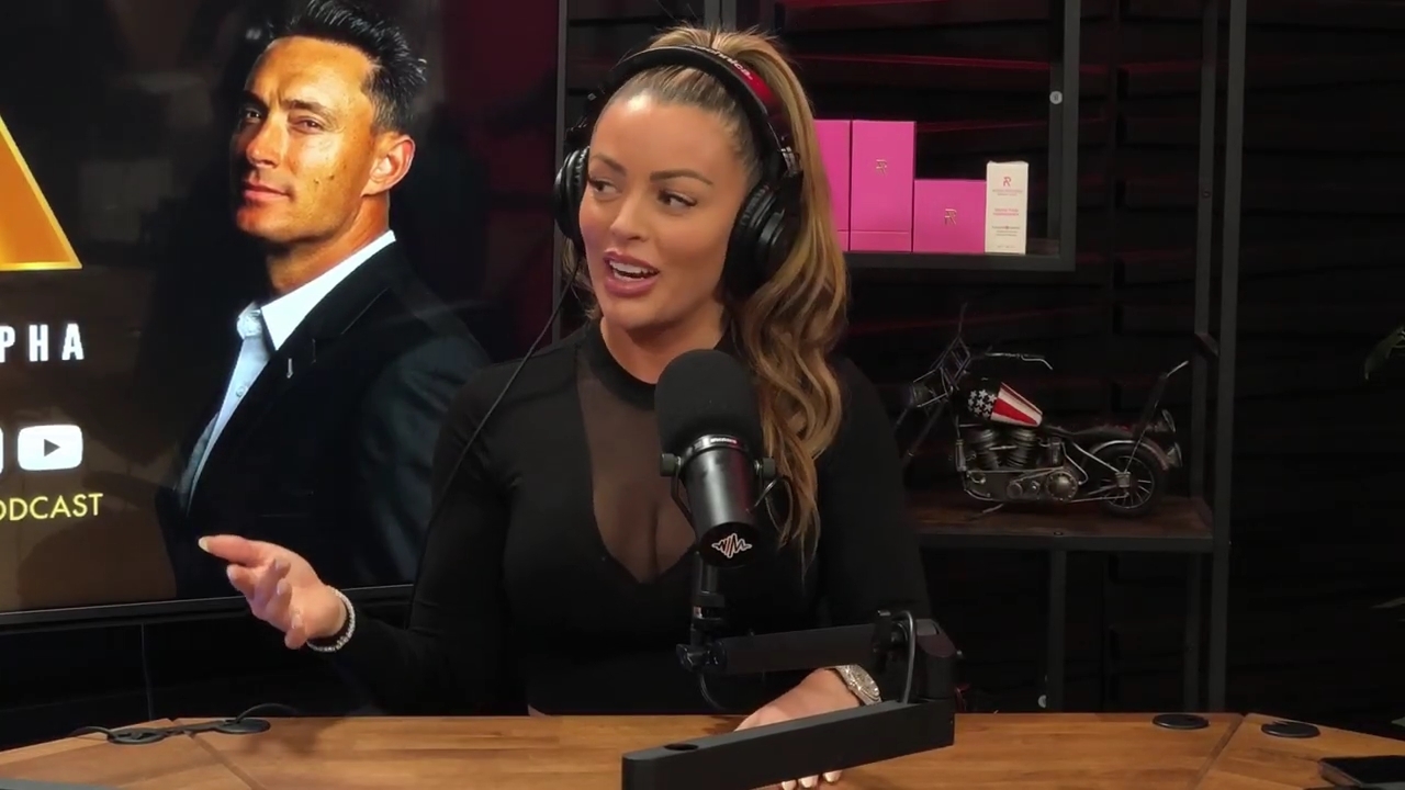 x2mate_com-Ep_14_-_Power_Alphas_Podcast__Super_Bowl2C_Taylor_Swift2C_Travis_Kelce___Mandy_Rose__mp43736.jpg