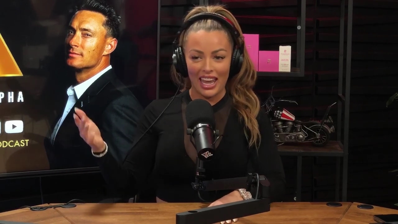 x2mate_com-Ep_14_-_Power_Alphas_Podcast__Super_Bowl2C_Taylor_Swift2C_Travis_Kelce___Mandy_Rose__mp43738.jpg