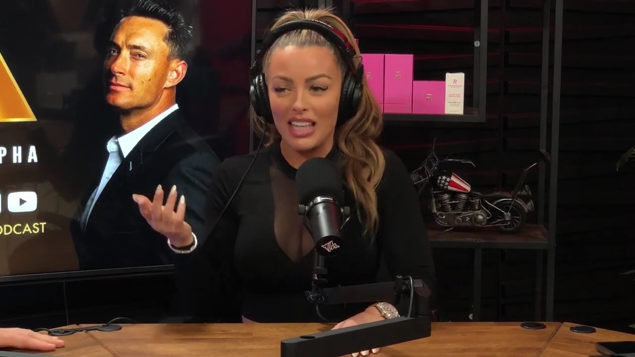 x2mate_com-Ep_14_-_Power_Alphas_Podcast__Super_Bowl2C_Taylor_Swift2C_Travis_Kelce___Mandy_Rose__mp43739.jpg