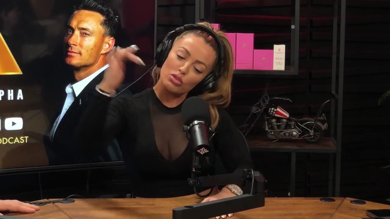 x2mate_com-Ep_14_-_Power_Alphas_Podcast__Super_Bowl2C_Taylor_Swift2C_Travis_Kelce___Mandy_Rose__mp43740.jpg