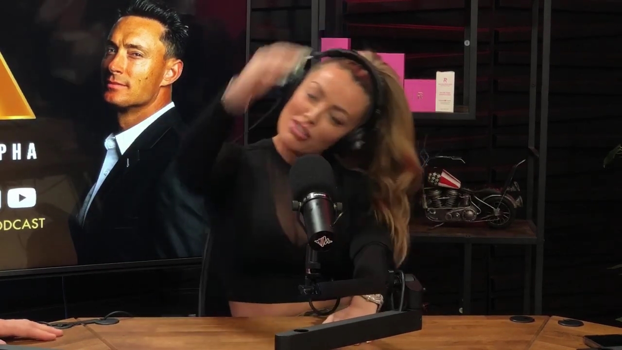 x2mate_com-Ep_14_-_Power_Alphas_Podcast__Super_Bowl2C_Taylor_Swift2C_Travis_Kelce___Mandy_Rose__mp43741.jpg