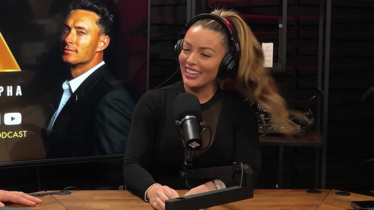 x2mate_com-Ep_14_-_Power_Alphas_Podcast__Super_Bowl2C_Taylor_Swift2C_Travis_Kelce___Mandy_Rose__mp43745.jpg
