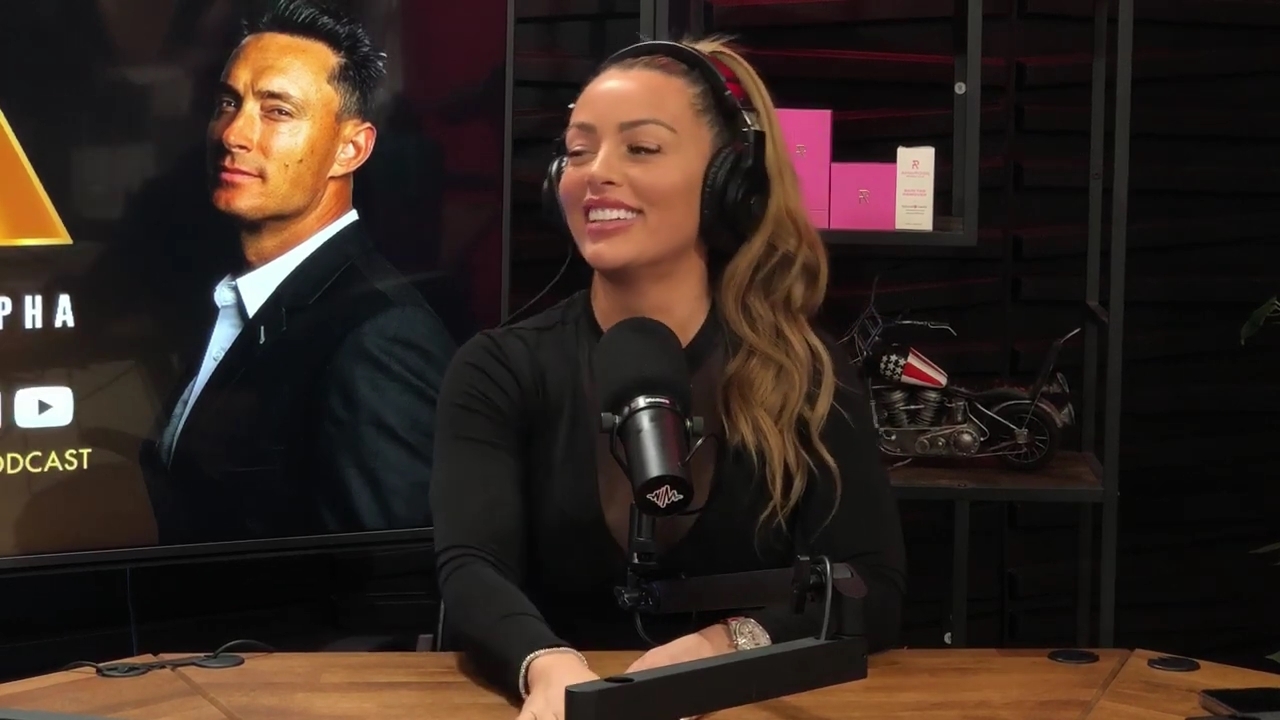 x2mate_com-Ep_14_-_Power_Alphas_Podcast__Super_Bowl2C_Taylor_Swift2C_Travis_Kelce___Mandy_Rose__mp43748.jpg