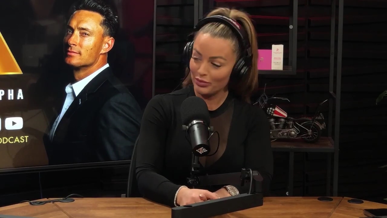 x2mate_com-Ep_14_-_Power_Alphas_Podcast__Super_Bowl2C_Taylor_Swift2C_Travis_Kelce___Mandy_Rose__mp43765.jpg