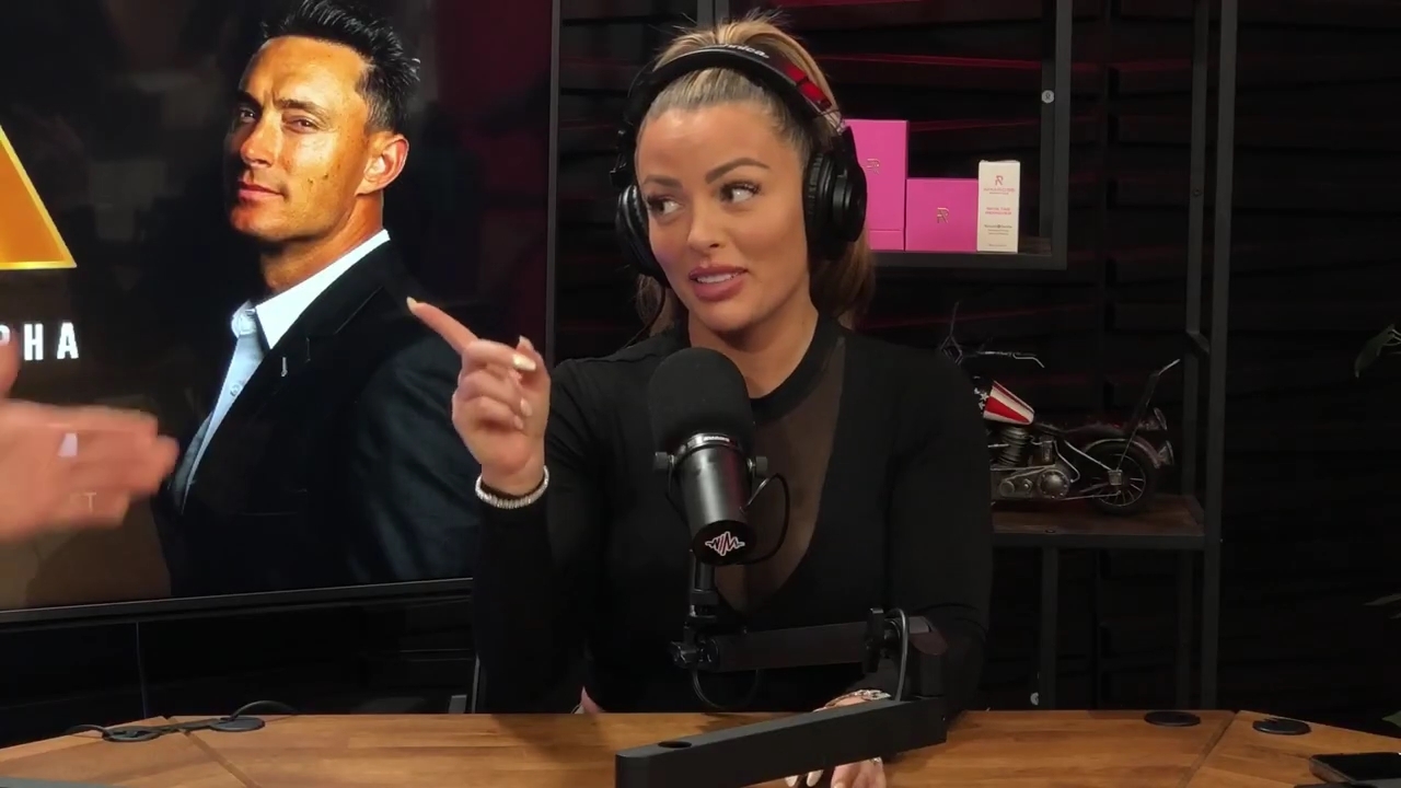 x2mate_com-Ep_14_-_Power_Alphas_Podcast__Super_Bowl2C_Taylor_Swift2C_Travis_Kelce___Mandy_Rose__mp43793.jpg