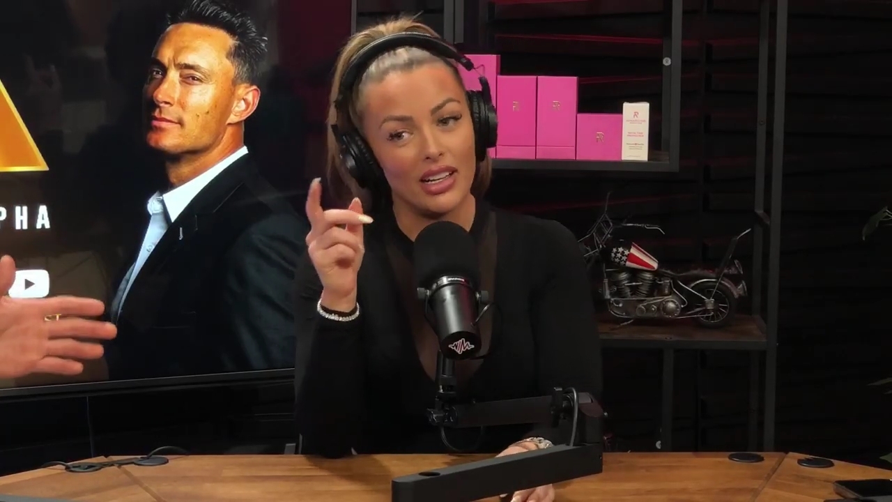 x2mate_com-Ep_14_-_Power_Alphas_Podcast__Super_Bowl2C_Taylor_Swift2C_Travis_Kelce___Mandy_Rose__mp43794.jpg