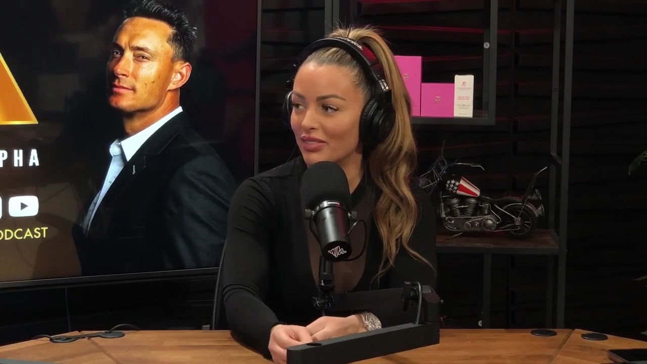 x2mate_com-Ep_14_-_Power_Alphas_Podcast__Super_Bowl2C_Taylor_Swift2C_Travis_Kelce___Mandy_Rose__mp44024.jpg