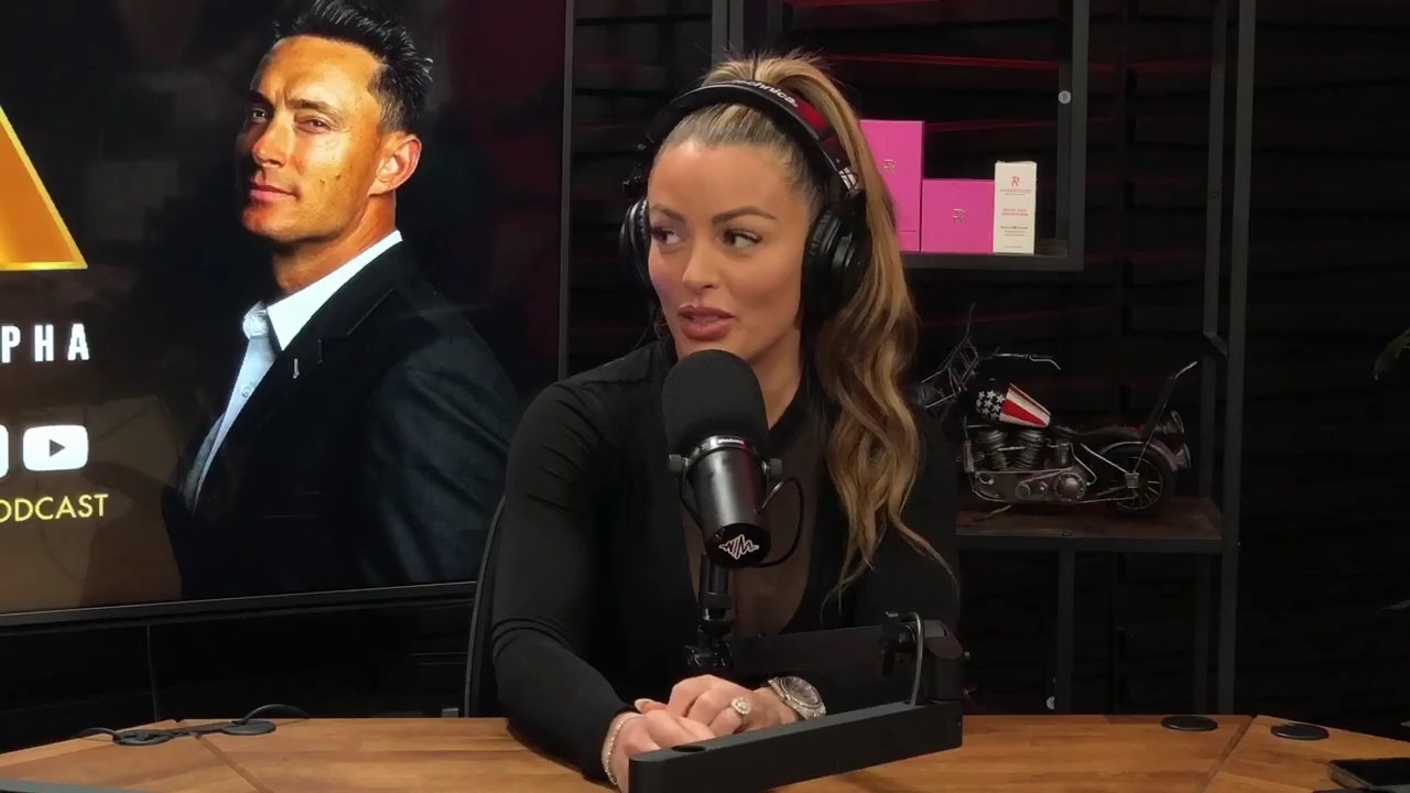 x2mate_com-Ep_14_-_Power_Alphas_Podcast__Super_Bowl2C_Taylor_Swift2C_Travis_Kelce___Mandy_Rose__mp44030.jpg
