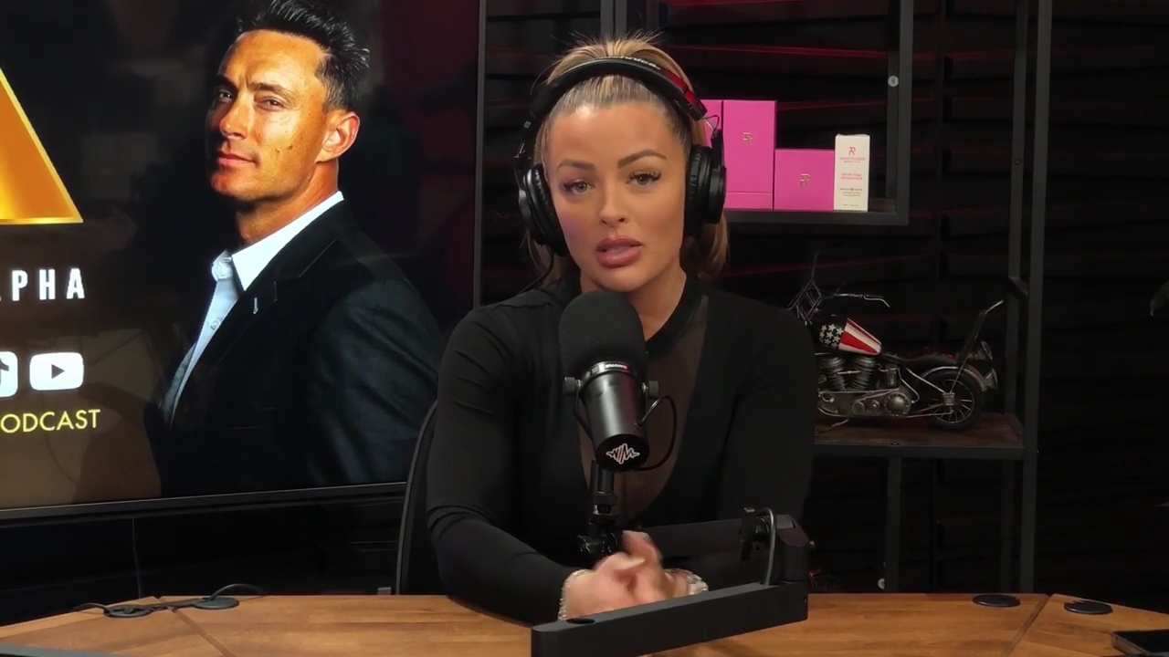 x2mate_com-Ep_14_-_Power_Alphas_Podcast__Super_Bowl2C_Taylor_Swift2C_Travis_Kelce___Mandy_Rose__mp44092.jpg