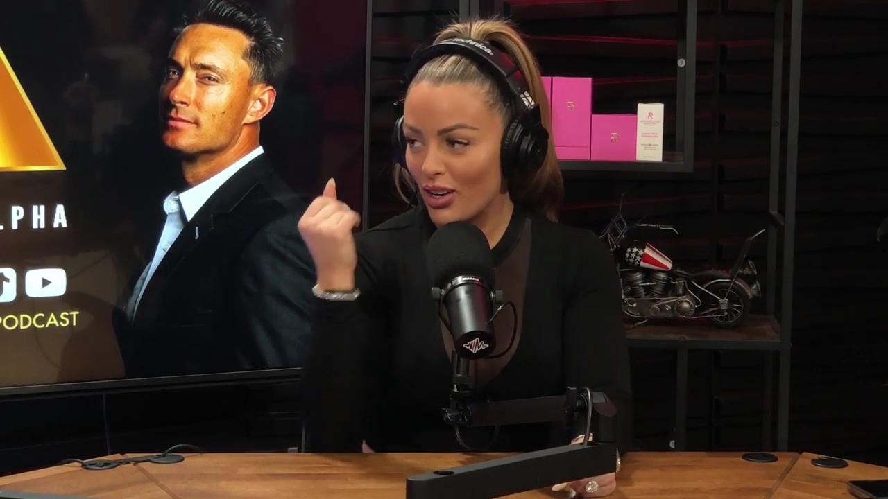 x2mate_com-Ep_14_-_Power_Alphas_Podcast__Super_Bowl2C_Taylor_Swift2C_Travis_Kelce___Mandy_Rose__mp44117.jpg