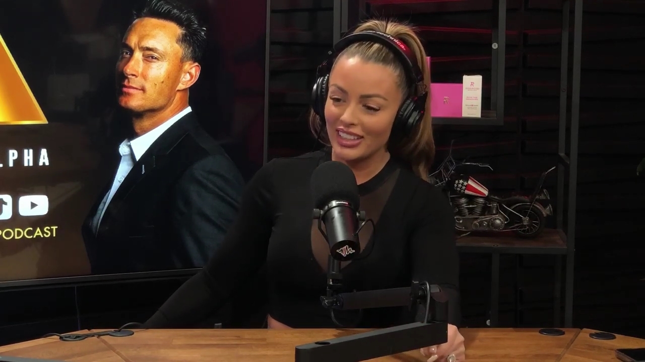 x2mate_com-Ep_14_-_Power_Alphas_Podcast__Super_Bowl2C_Taylor_Swift2C_Travis_Kelce___Mandy_Rose__mp44119.jpg