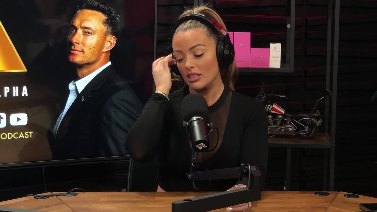 x2mate_com-Ep_14_-_Power_Alphas_Podcast__Super_Bowl2C_Taylor_Swift2C_Travis_Kelce___Mandy_Rose__mp44139.jpg