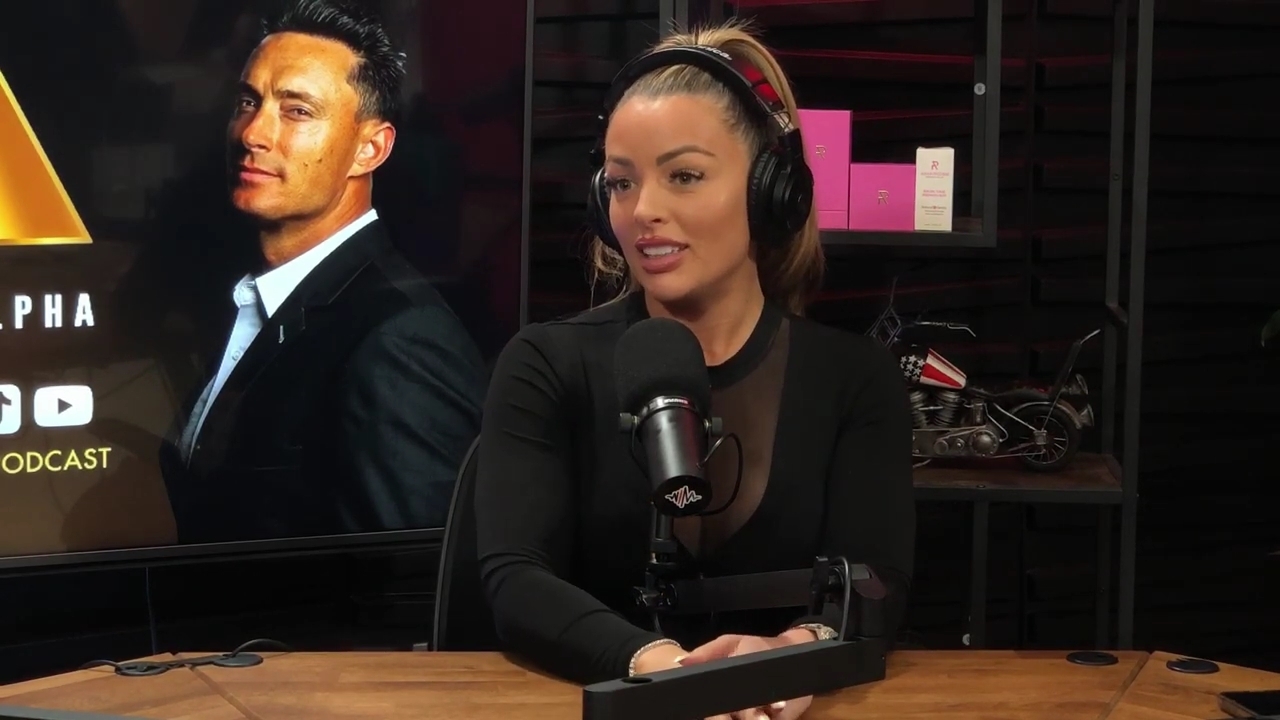x2mate_com-Ep_14_-_Power_Alphas_Podcast__Super_Bowl2C_Taylor_Swift2C_Travis_Kelce___Mandy_Rose__mp44141.jpg
