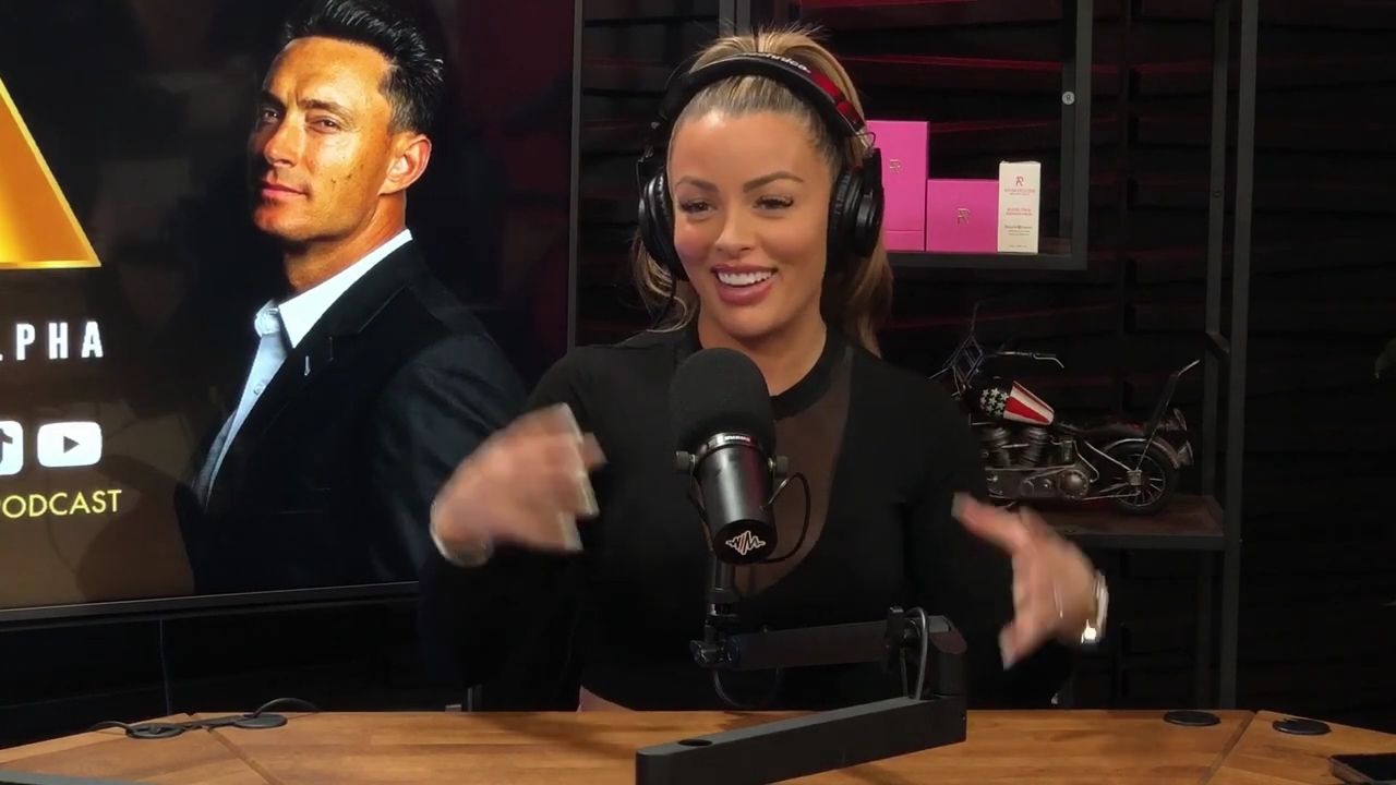 x2mate_com-Ep_14_-_Power_Alphas_Podcast__Super_Bowl2C_Taylor_Swift2C_Travis_Kelce___Mandy_Rose__mp44159.jpg