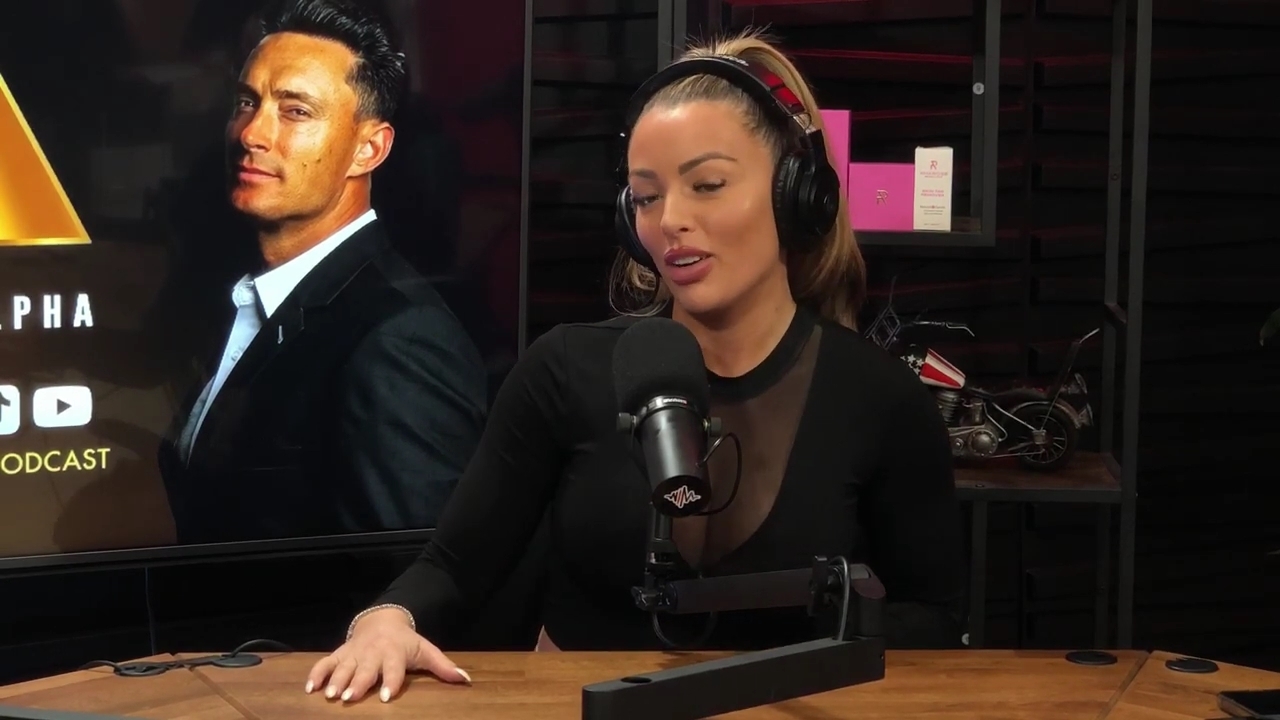 x2mate_com-Ep_14_-_Power_Alphas_Podcast__Super_Bowl2C_Taylor_Swift2C_Travis_Kelce___Mandy_Rose__mp44166.jpg