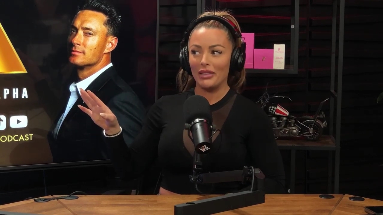 x2mate_com-Ep_14_-_Power_Alphas_Podcast__Super_Bowl2C_Taylor_Swift2C_Travis_Kelce___Mandy_Rose__mp44171.jpg