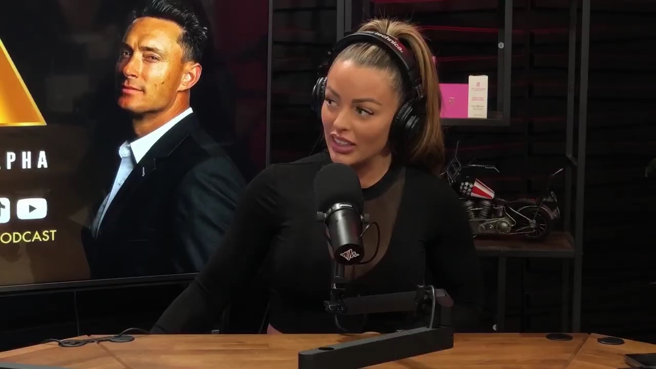 x2mate_com-Ep_14_-_Power_Alphas_Podcast__Super_Bowl2C_Taylor_Swift2C_Travis_Kelce___Mandy_Rose__mp44194.jpg