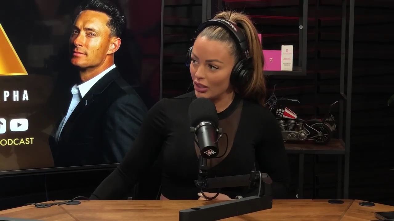 x2mate_com-Ep_14_-_Power_Alphas_Podcast__Super_Bowl2C_Taylor_Swift2C_Travis_Kelce___Mandy_Rose__mp44195.jpg